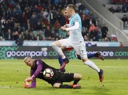 Joe Hart Jatuh-Bangun di Ljubljana