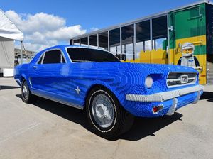 Lego Ford Mustang Berukuran Asli
