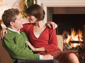 Ingin Lewati Malam Pertama Tanpa Sakit? Begini Tipsnya