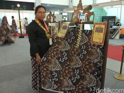 Ketika Naskah Kuno Puro Pakualaman Yogya Dituangkan Dalam Bentuk Batik