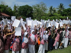 Ratusan Anak Yogya Tulis Surat Buat Jokowi, Minta Desa Dikunjungi dan Beasiswa