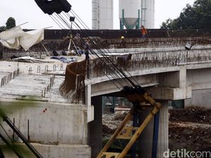 Pembangunan Jembatan Tol di Simpang Antasari Pembangunan Jembatan Tol di Simpang Antasari
