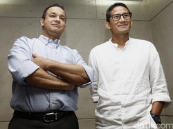 Anies-Sandi Kompak Sambut Tantangan Joget PPAP