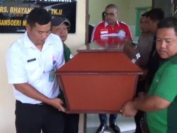 Jenazah Ismail Hidayah Pengikut Dimas Kanjeng Diserahkan ke Keluarga