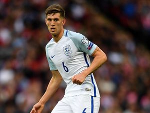 Stones Didukung untuk Raih 100 Caps di Timnas Inggris