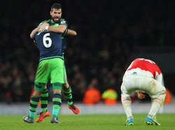 Laju Impresif Meriam London Diancam Si Angsa