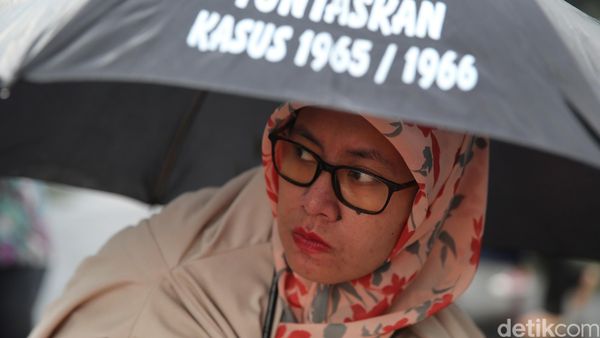 Aksi Kamisan ke-463 di Depan Istana