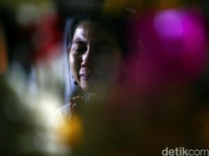 Raja Thailand Bhumibol Adulyadej Meninggal Dunia