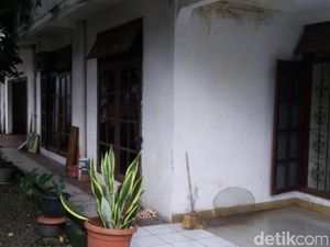 TNI Kosongkan Perumahan Prajurit di Otista