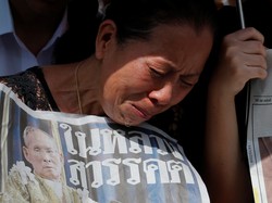 Masa Berkabung Nasional, Penjualan Pakaian Warna Hitam Melonjak di Thailand