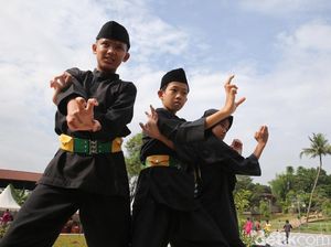 Bermain dengan Pemandangan Nan Luas di RPTRA Bhinneka