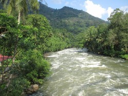 Pemandangan Indah dari Jembatan Tertua di Sumatera Utara