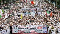 Massa FPI Bergerak ke Balai Kota DKI