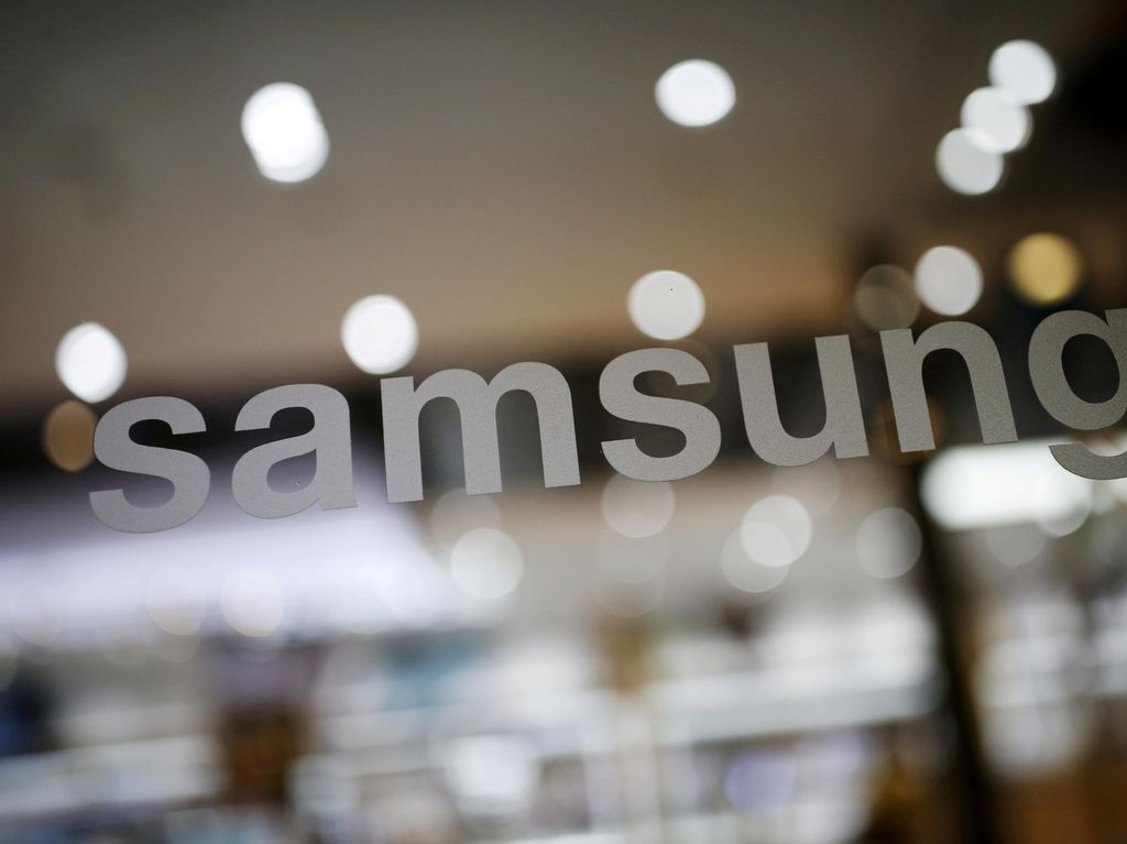 Samsung Bikin Chip Kartu Pembayaran dengan Sensor Sidik Jari Samsung Bikin Chip Kartu Pembayaran dengan Sensor Sidik Jari