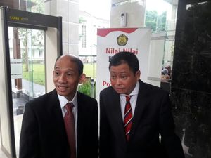 Ternyata Jonan Sempat akan Dipilih Jadi Pimpinan Holding BUMN Ternyata Jonan Sempat akan Dipilih Jadi Pimpinan Holding BUMN