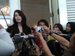 Ajak Sophia Latjuba Saat Bekerja, Ahok: Dia Belajar Agar Bisa Jual Saya