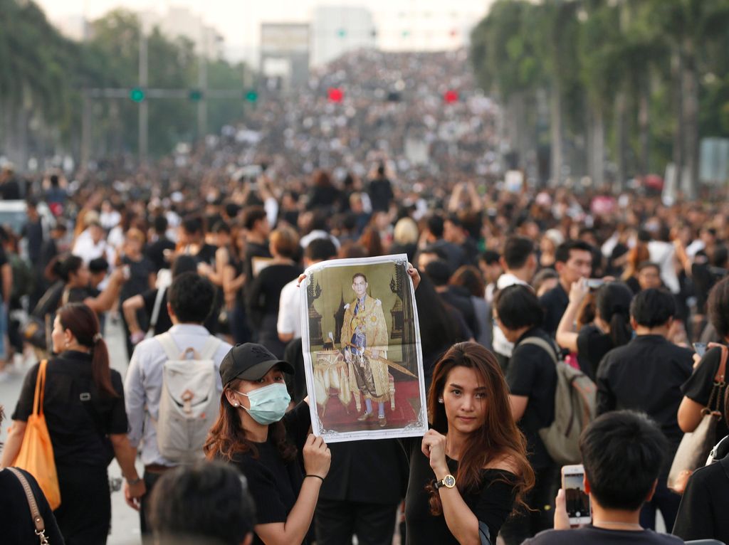 Dampak Wafatnya Raja Thailand Terhadap Liburan Kamu Dampak Wafatnya Raja Thailand Terhadap Liburan Kamu