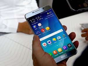 Samsung: Galaxy Note 8 Pasti Meluncur Samsung: Galaxy Note 8 Pasti Meluncur