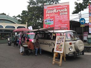 Yuk, Hari Ini Makan Gratis di Festival Foodtruck Bandung