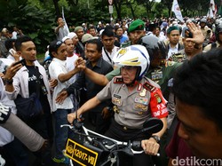 Polda Metro Jaya Sebarkan Maklumat Larangan Demo 2 Desember Via Udara