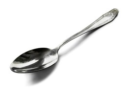 Ada-ada Saja! Wanita Diduga Mabuk Telan Sendok 15 Cm dan Melupakannya