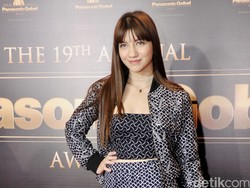 Selamat Ulang Tahun ke-16, Cassandra Lee!