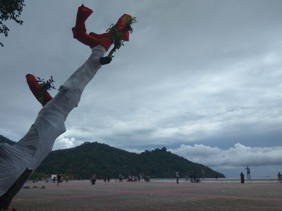Pesona Pantai Pulau Datok, Lokasi Sail Karimata
