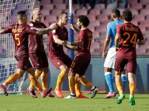 Roma Tumbangkan Napoli 3-1 Roma Tumbangkan Napoli 3-1
