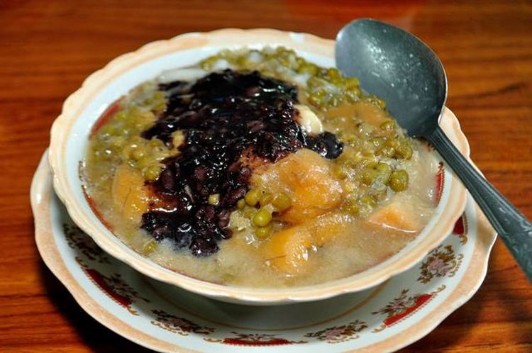 5 Kreasi Bubur Nusantara Manis Gurih: Ide Sarapan Pagi Paling Menggoda