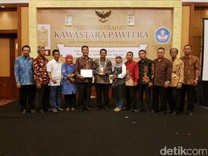 Pemkab Pasuruan Raih Penghargaan Kawastara Pawitra