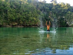 Mumpung di Indonesia, Ayo ke Danau Rahasia di Pulau Muna