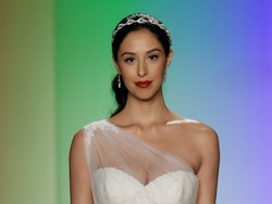 Disney Rilis Gaun Pengantin yang Terinspirasi dari Mulan dan Pocahontas