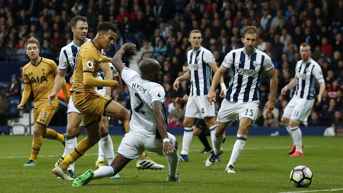 Gol Alli Selamatkan Spurs dari Kekalahan