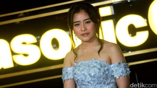 Prilly Latuconsina Aktris Terfavorit