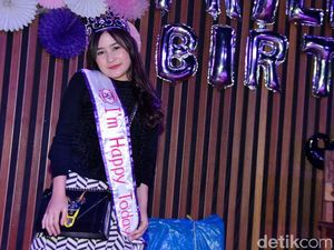 Sambil Makan Siang Ini Video 15 Fun Fact Prilly Latuconsina
