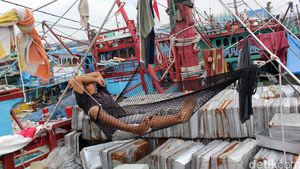 Hampir Sepekan, Nelayan Muara Baru Mogok Kerja