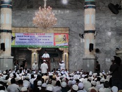 Didampingi Fadli Zon, Anies-Sandi Resmikan Posko Relawan di Tebet