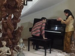 Diplomasi Piano ala Bupati Trenggalek Emil Dardak