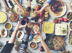 Makanan Asam Disebut-sebut Bisa Bikin Darah Jadi Asam dan Picu Kanker