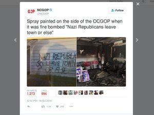 Kantor Partai Republik Dilempari Molotov, Trump Tuduh Pendukung Hillary Kantor Partai Republik Dilempari Molotov, Trump Tuduh Pendukung Hillary