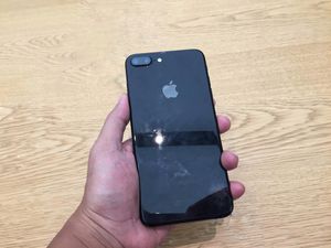 Menggenggam iPhone 7 Plus