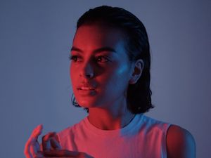 Pilih Musik Ketimbang Akting, Eva Celia Sebut Musik Cinta Pertamanya