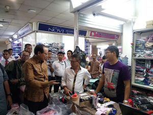 Sosialisasikan Tax Amnesty, Dirjen Pajak Blusukan ke Pasar Tanah Abang