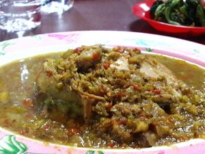 Lezatnya Ayam Betutu Khas Gilimanuk Bali, Wajib Dicoba! Lezatnya Ayam Betutu Khas Gilimanuk Bali, Wajib Dicoba!