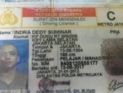 Ditabrak Truk Kontainer, Pemotor Tewas di Cakung