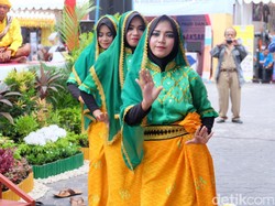 Vaino dan Dadendate, Menjaga Sastra Lisan Kaili yang Hampir Punah