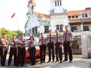 Polisi Pariwisata Siap Membantu Wisatawan Kota Lama Semarang