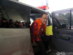 KPK Tawarkan Irman Gusman Berobat ke RS Tapi Ditolak