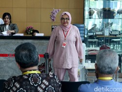 Emilia Contessa Merasa Langit Seakan Runtuh saat Tahu Cucunya Idap Leukimia