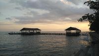 Senja di Raja Ampat Memang Dahsyat
